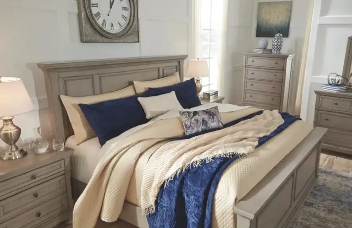 Signature Design by AshleyÂ® Lettner Light Gray Nightstand