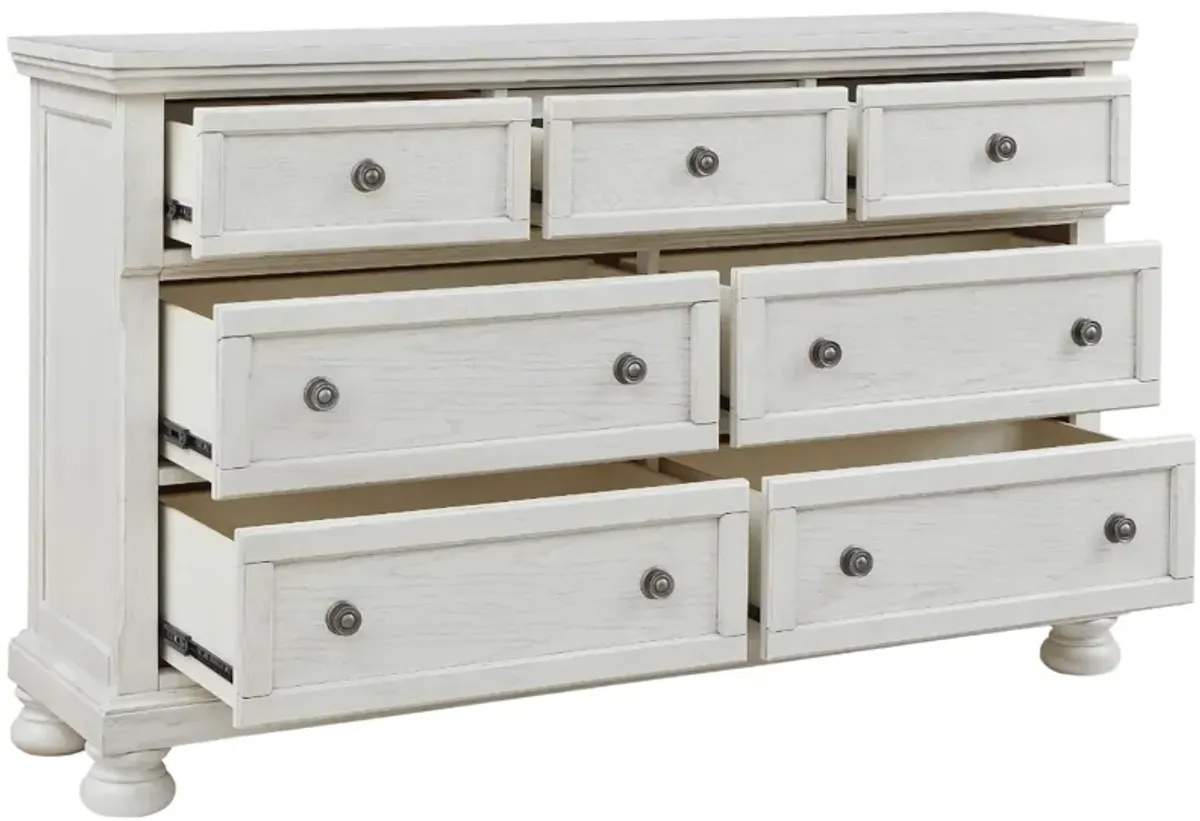 Signature Design by AshleyÂ® Robbinsdale Antique White 7-Drawers Dresser