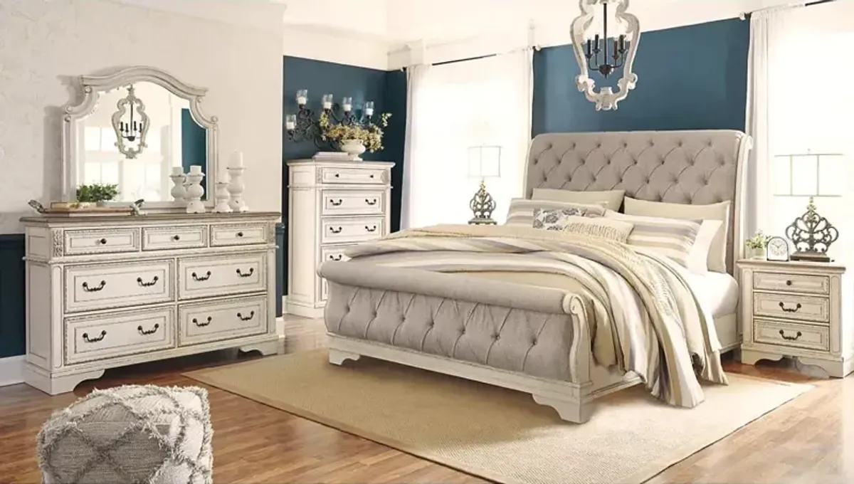 Signature Design by AshleyÂ® Realyn 3-Piece Chipped White King Sleigh Bedroom Set