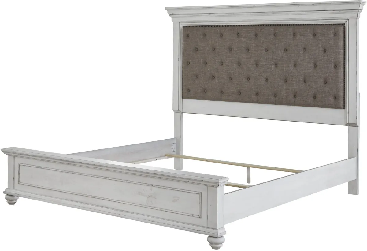 BenchcraftÂ® Kanwyn 4-Piece Whitewash King Bedroom Set