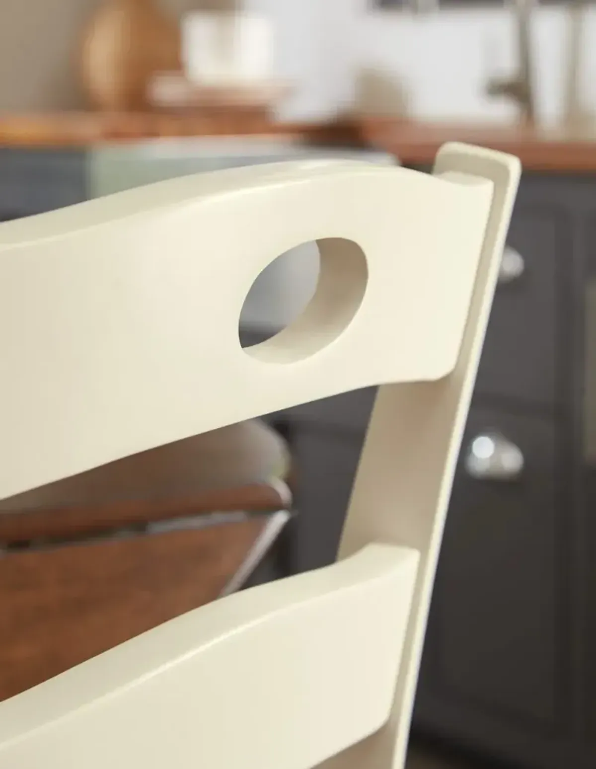 Signature Design by AshleyÂ® Woodanville Brown/Cream Dining Side Chair