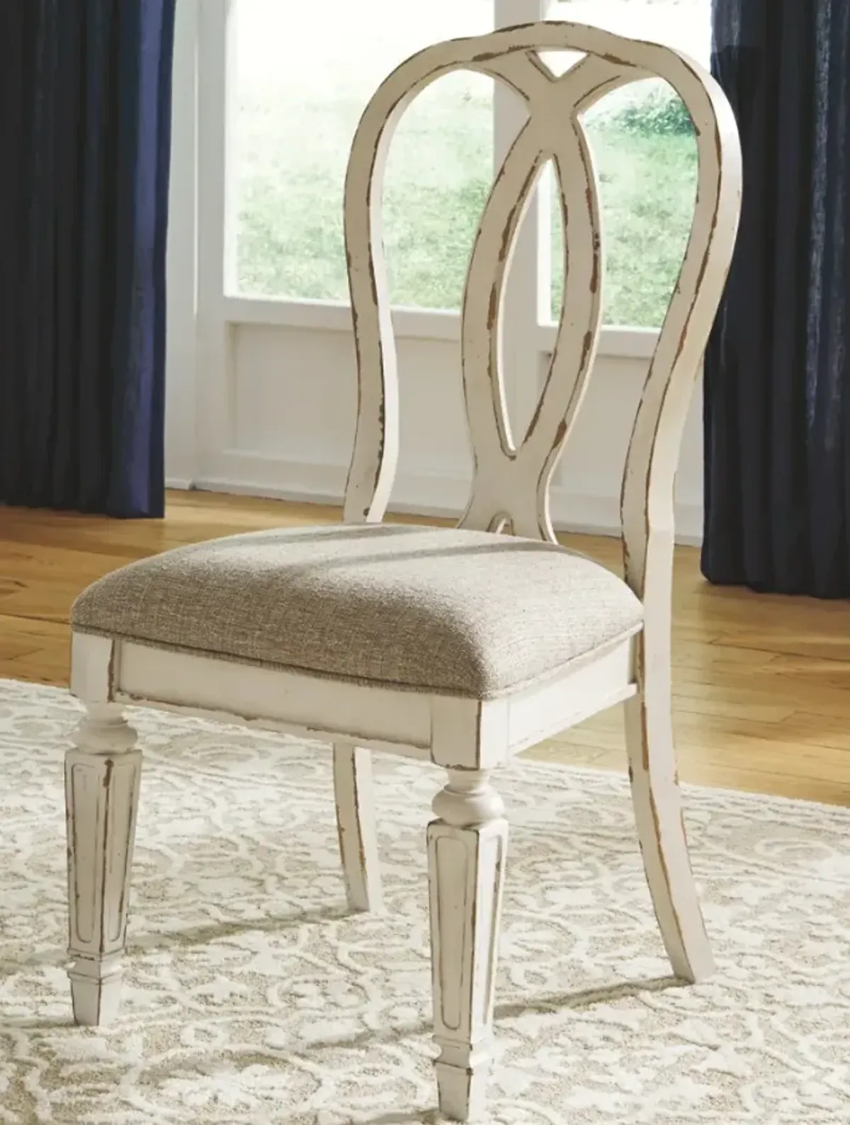 Signature Design by AshleyÂ® Realyn 7 Piece Chipped White Dining Room Table Set