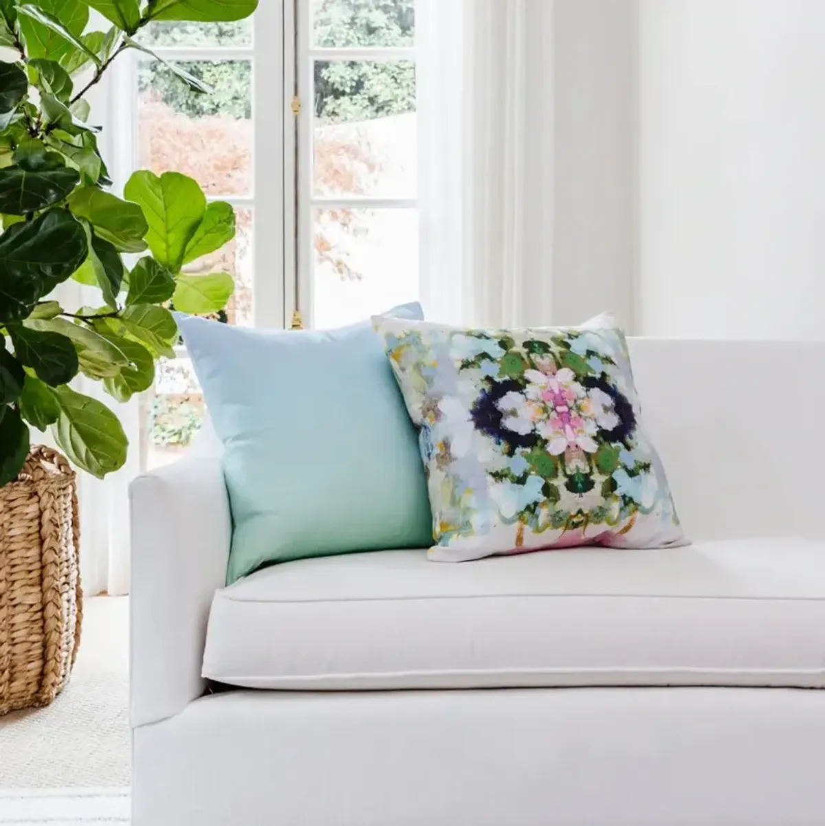 Laura Park Designs Nantucket Bloom Multi 22" x 22" Pillow