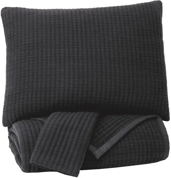 Signature Design by AshleyÂ® Thornam Black King Coverlet Set