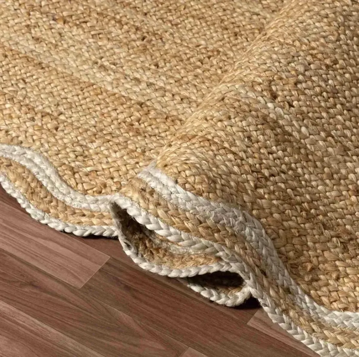 LR Home Scallop Ivory/Natural 8'x10' Area Rug