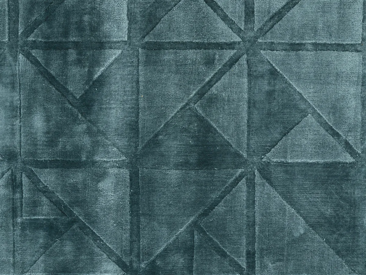 Kavi Rug