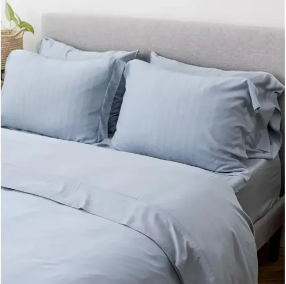 Iced Duvet Coverlet in Light Blue, Twin