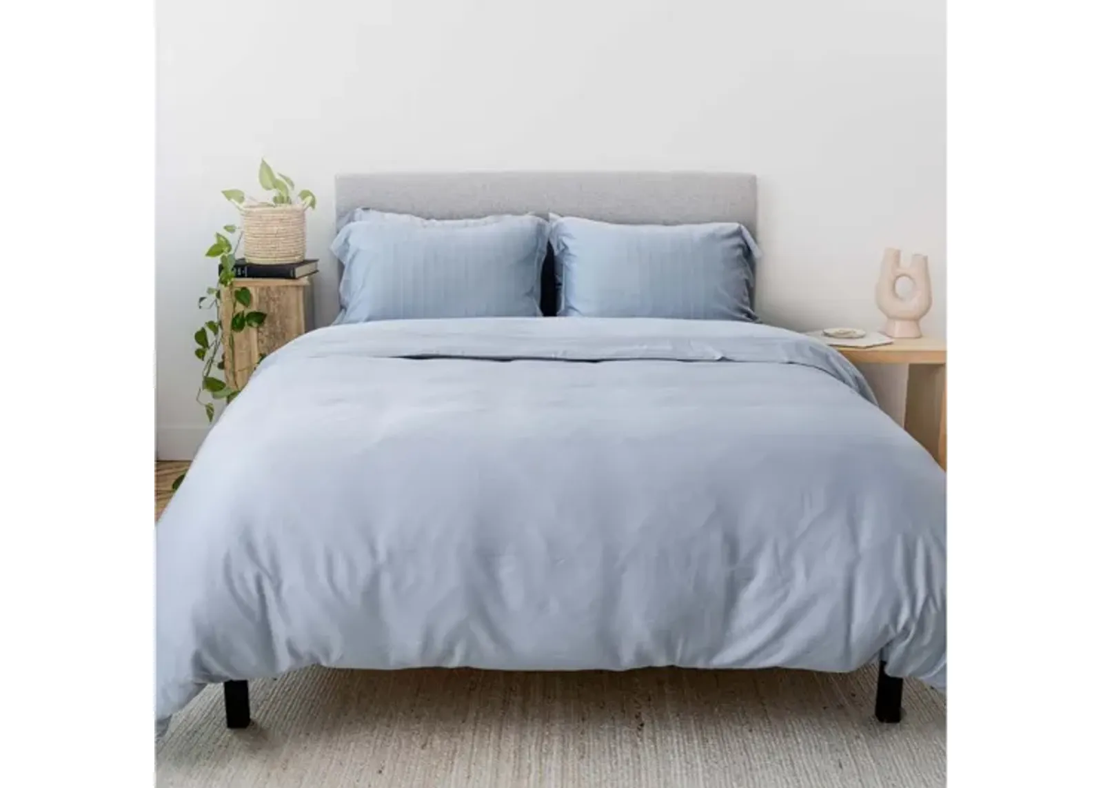 Iced Duvet Coverlet in Light Blue, Twin