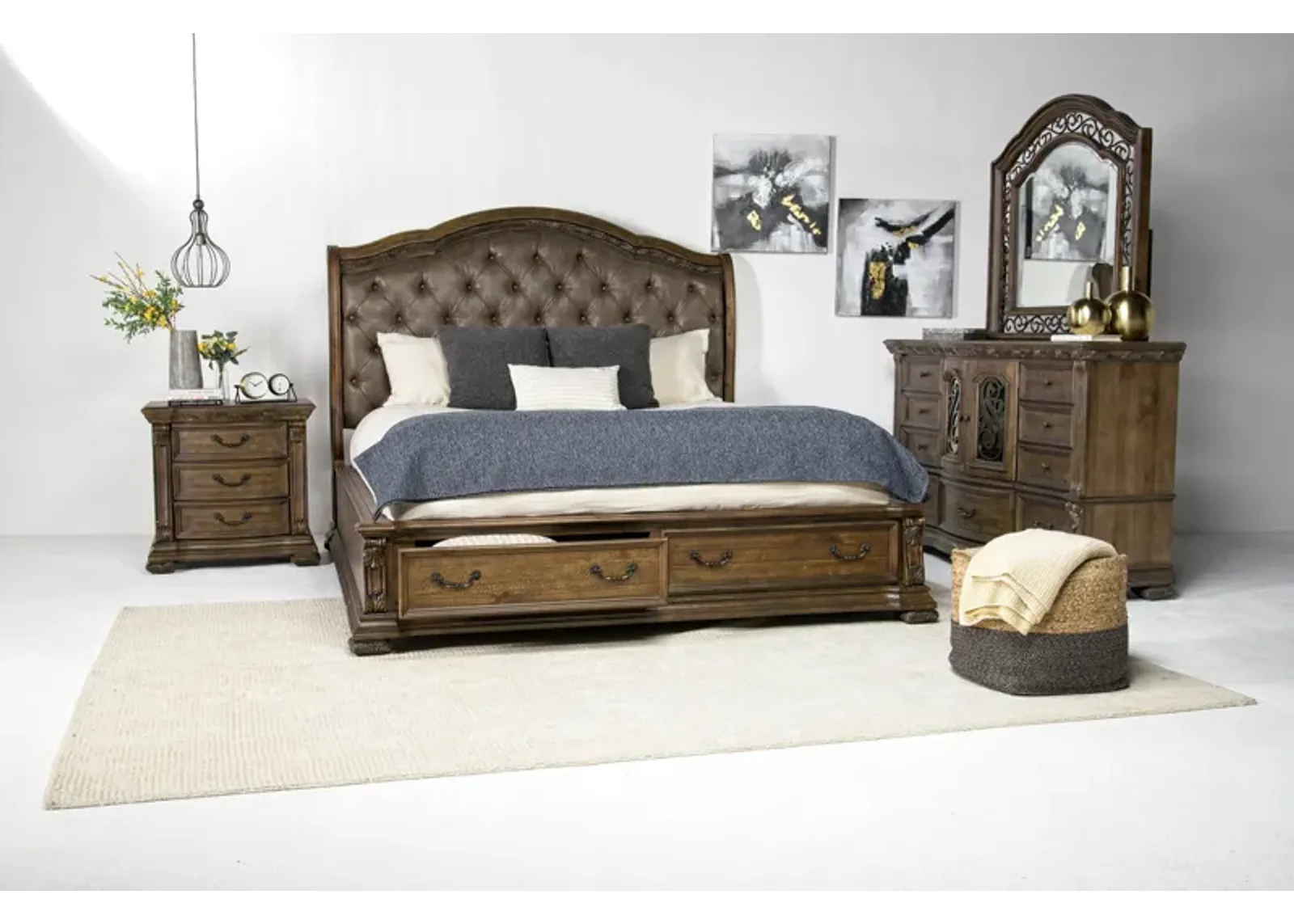 Durango Upholstered Sleigh Bed w/ Storage, Dresser & Mirror in Willadeene, Eastern King