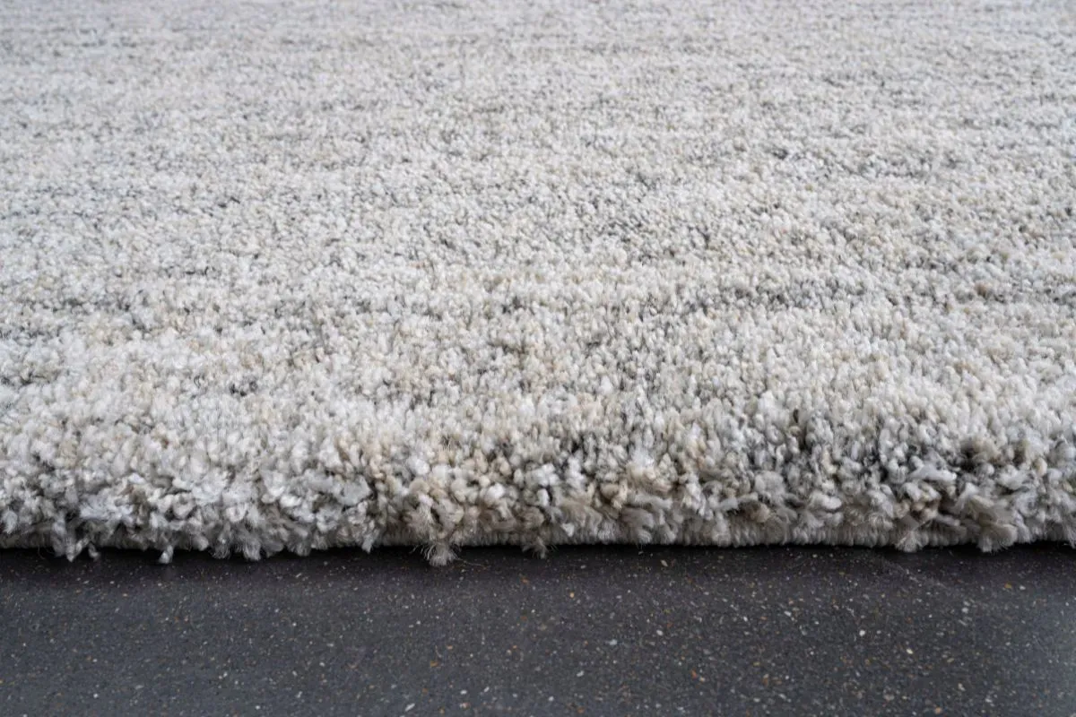 Granada Rug in Gray/Ivory/Beige, 8’ x 10’