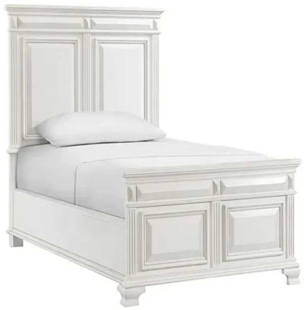 Calloway Panel Bed in White, Twin