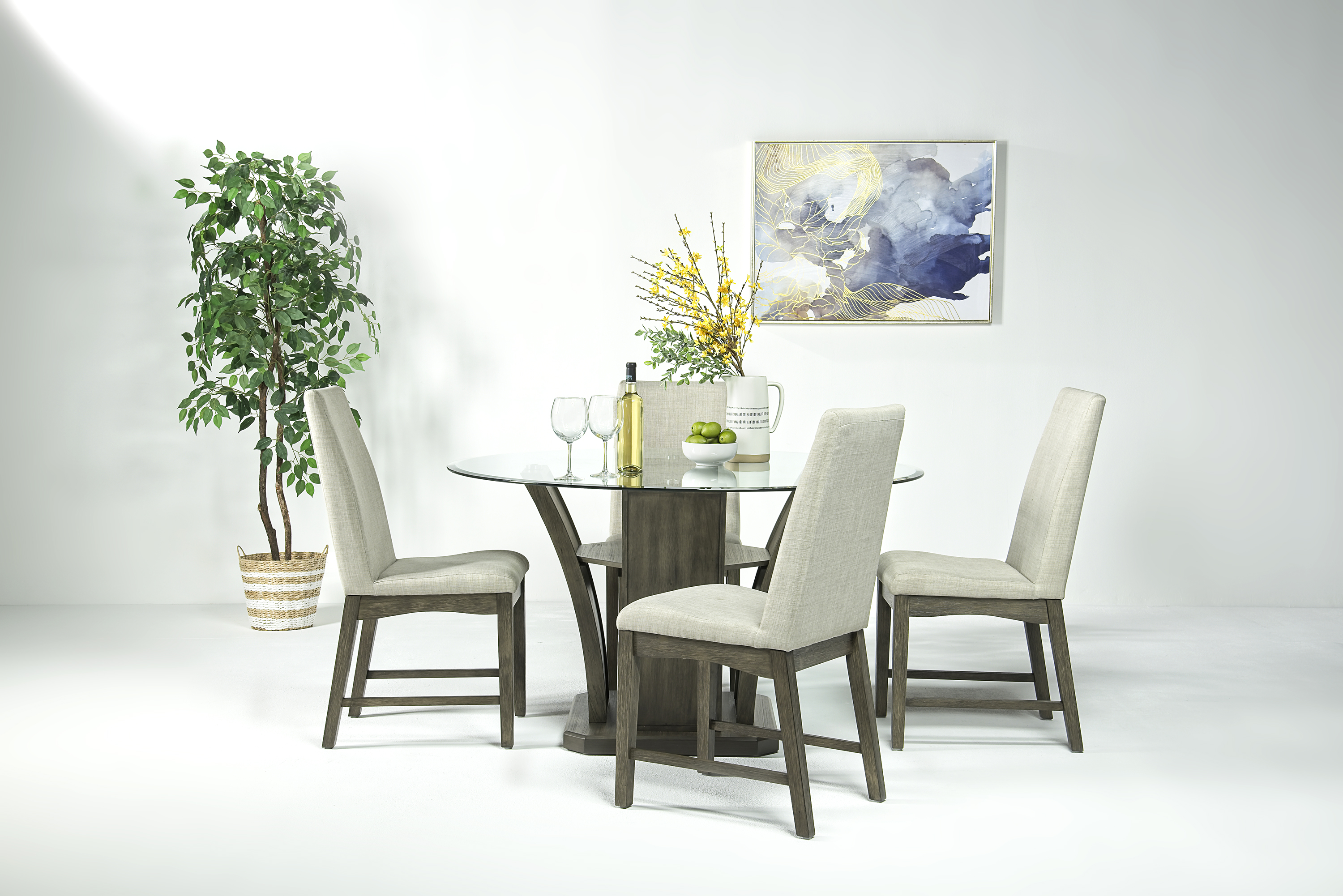 Dapper Round Dining Table & 4 Chairs in Gray