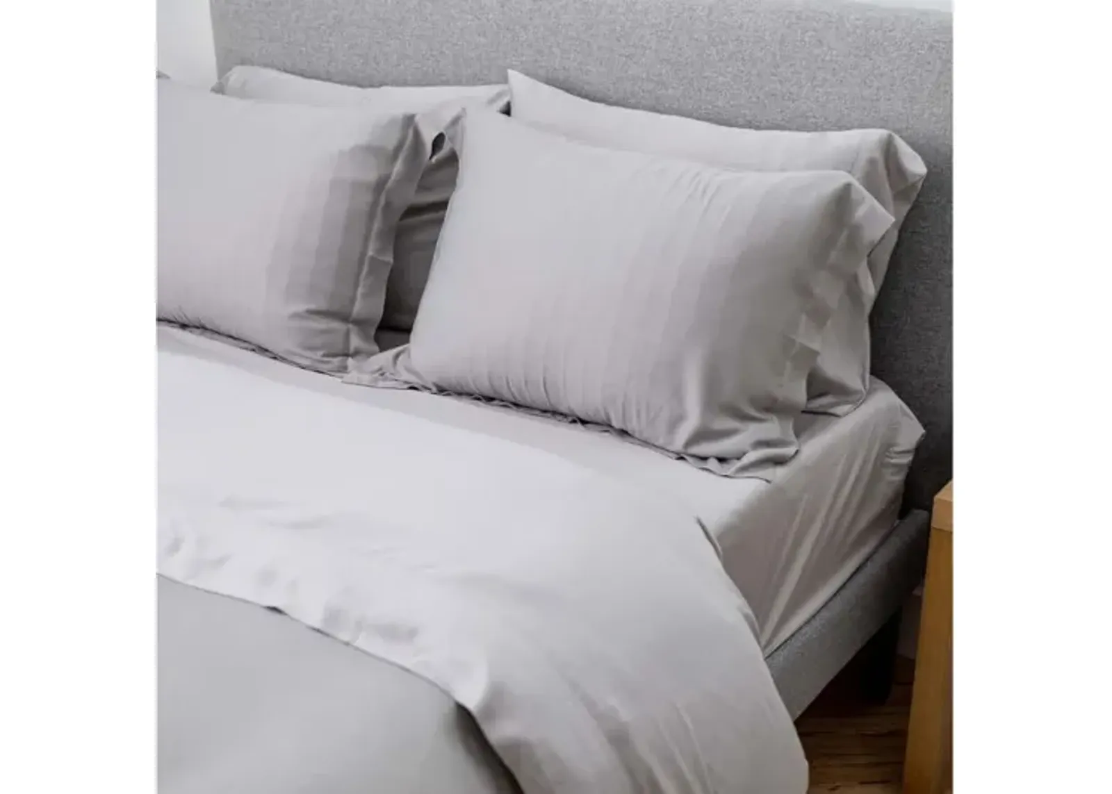 Iced Duvet Coverlet in Light Gray, Eastern King