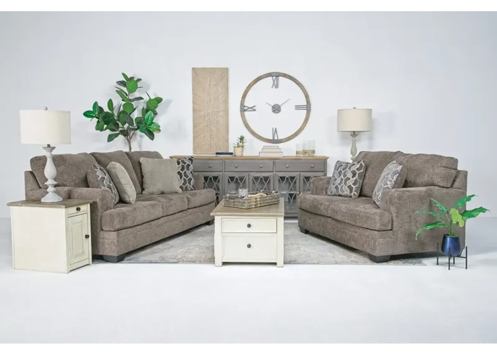 Stonemeade Sofa & Loveseat in Nutmeg