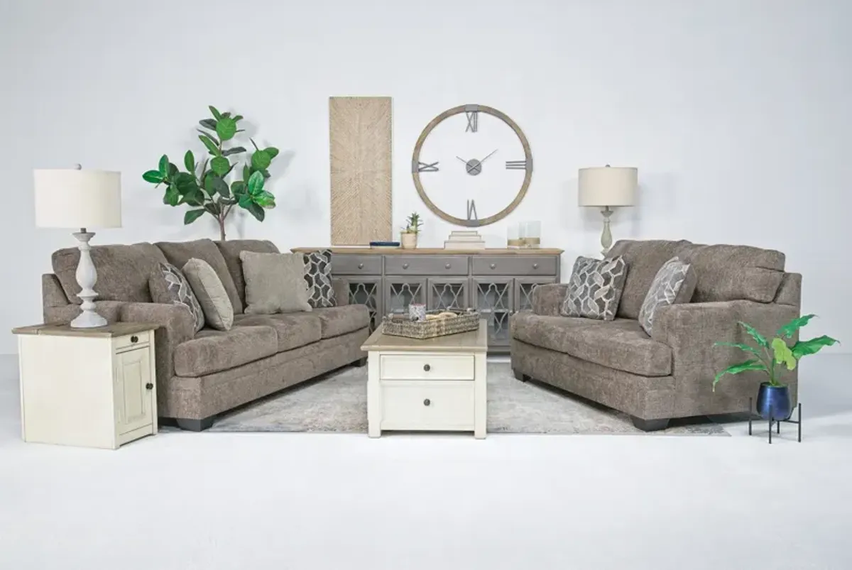 Stonemeade Sofa & Loveseat in Nutmeg