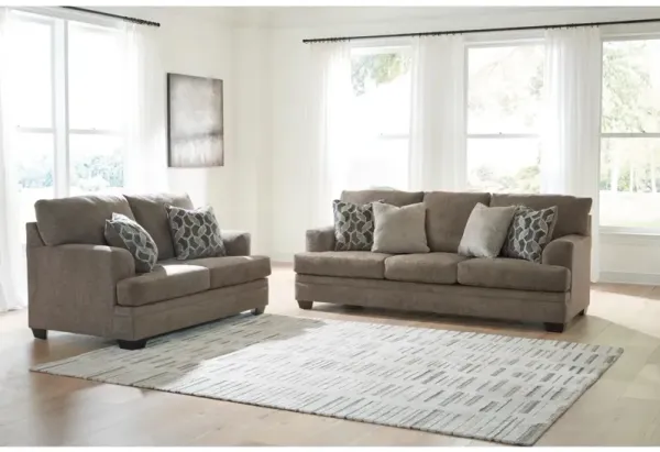 Stonemeade Sofa & Loveseat in Nutmeg