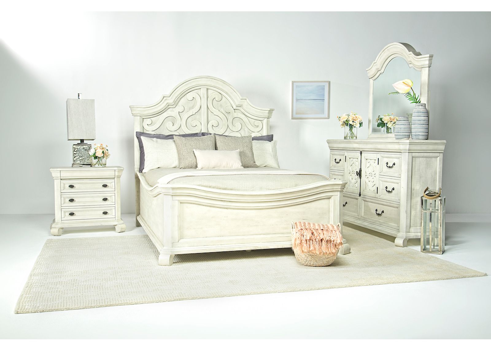 Bellamy Arch Panel Bed, Dresser & Mirror in White, Queen