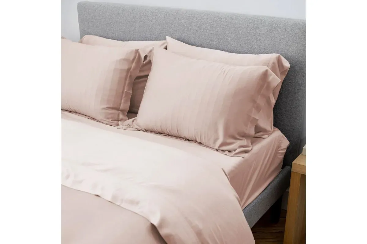 Iced Duvet Coverlet in Blush, Queen