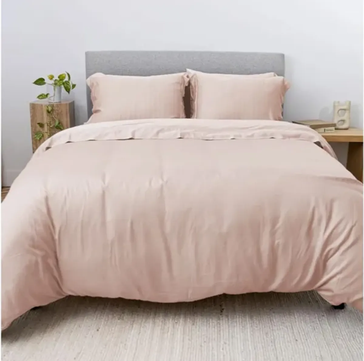 Iced Duvet Coverlet in Blush, Queen