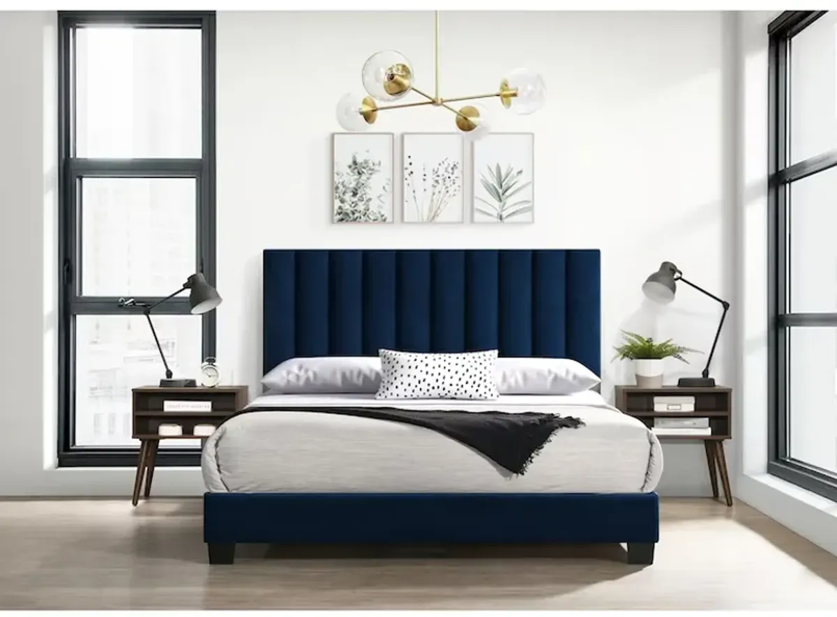 Coyote Upholstered Bed & 2 Nightstands in Blue, Queen