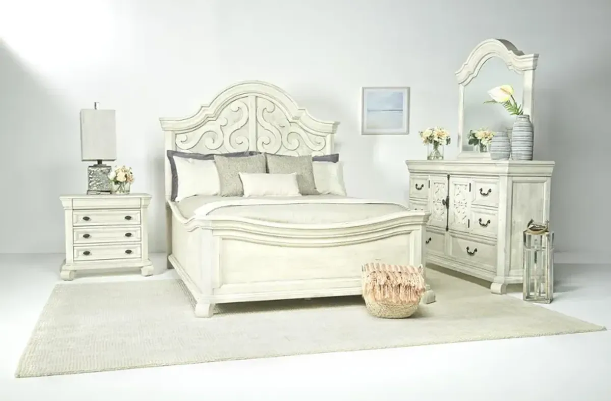 Bellamy Arch Panel Bed in White, Queen