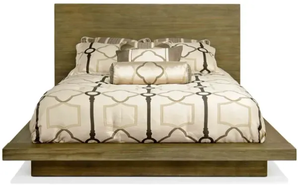 Melbourne Panel Bed in Brown, Eastern King