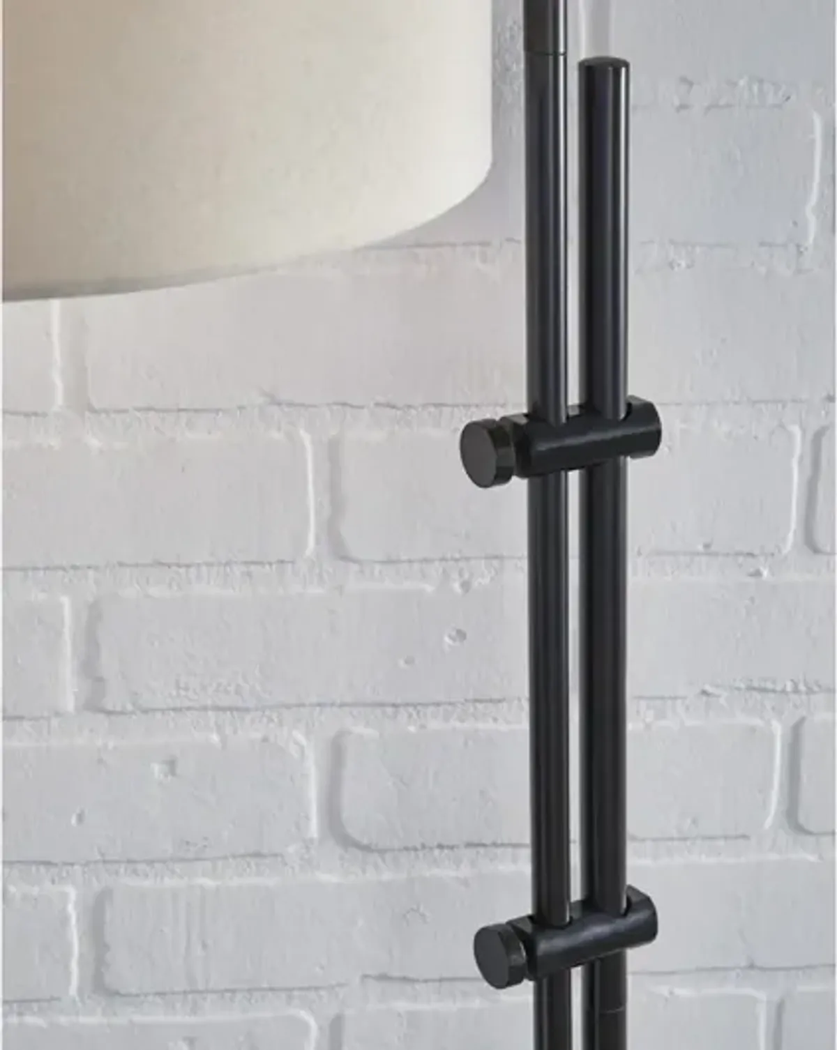 Baronvale Floor Lamp in Black