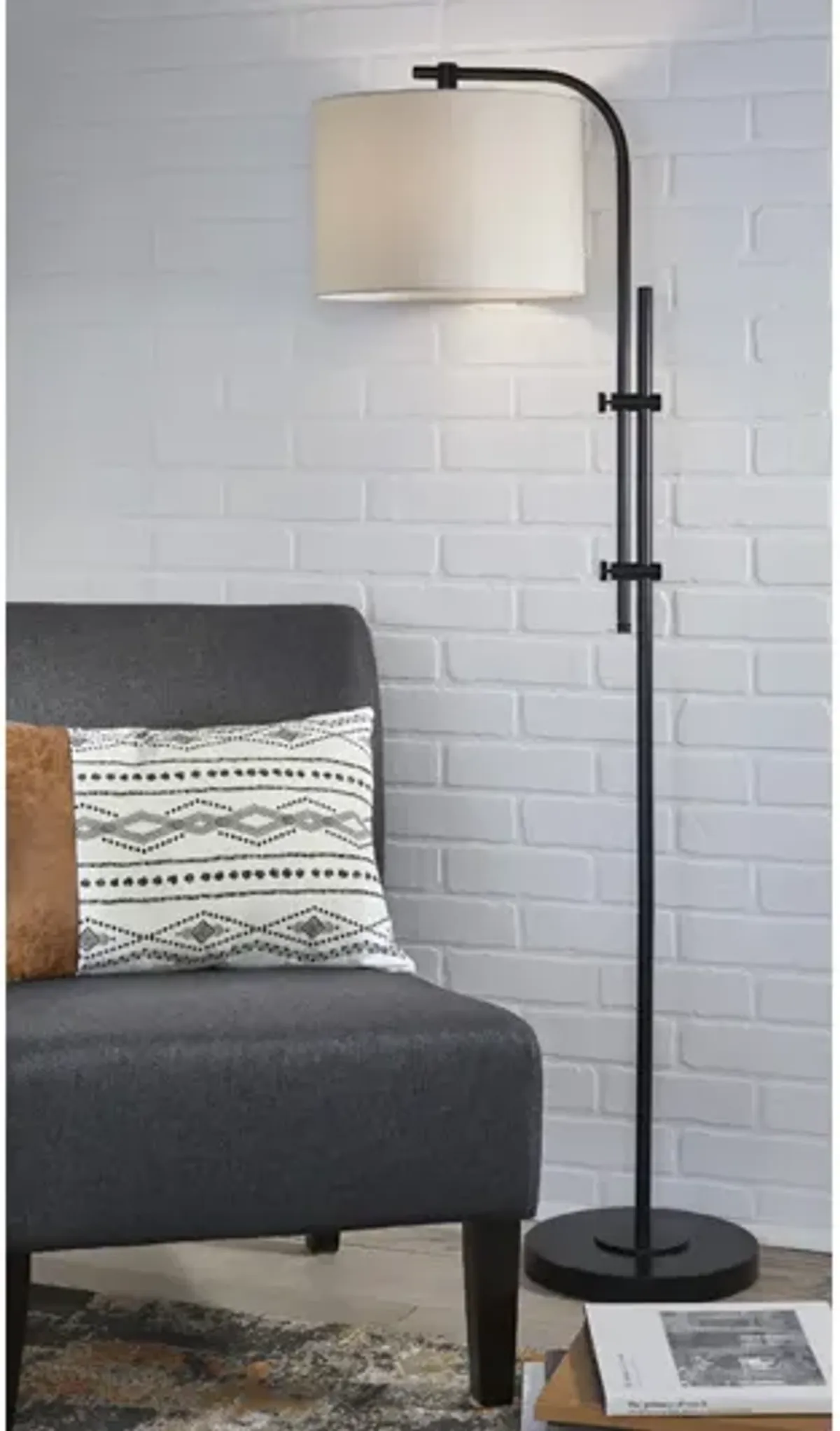 Baronvale Floor Lamp in Black