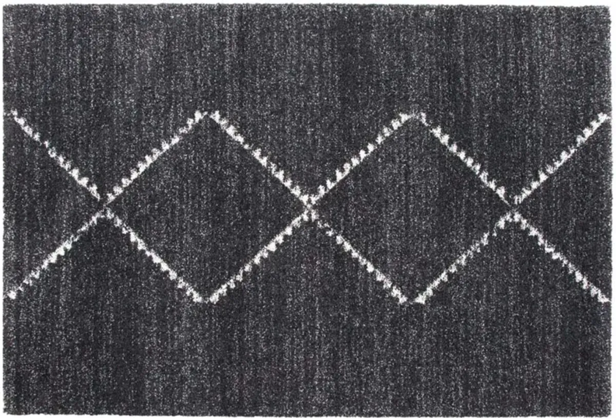 Granada Rug in Diamond Black, 8x10