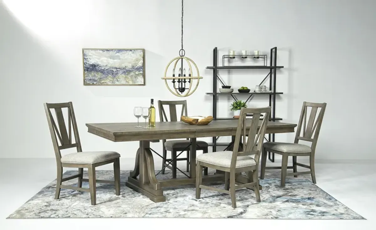 Bay Creek Extendable Dining Table & 4 V-Back Chairs in Light Gray