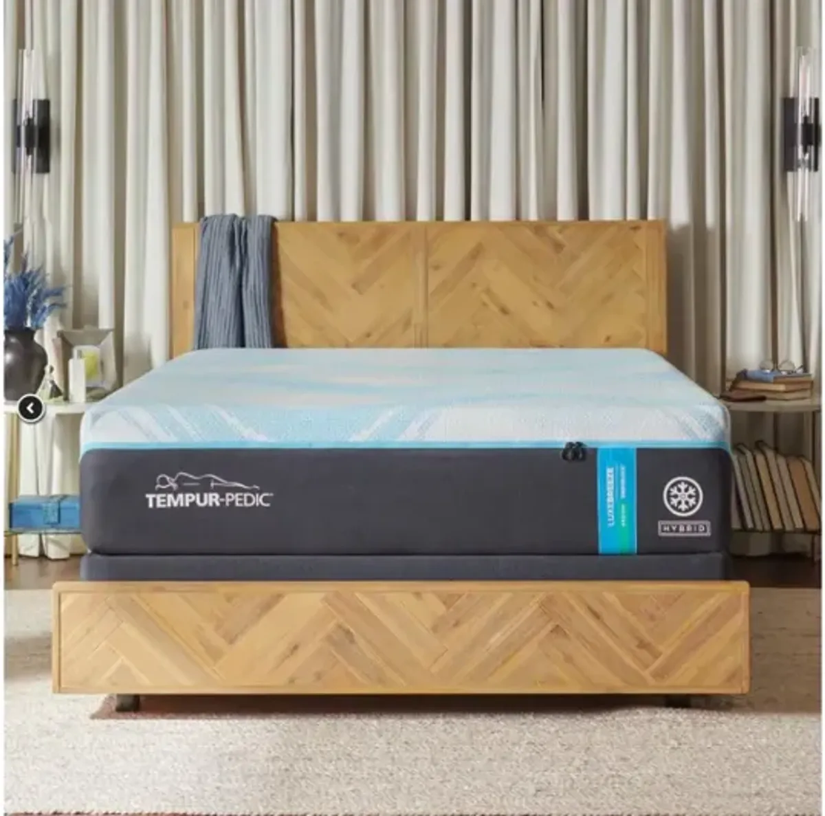 Tempur-Pedic® LuxeBreeze® Medium Hybrid 2.0, CA King