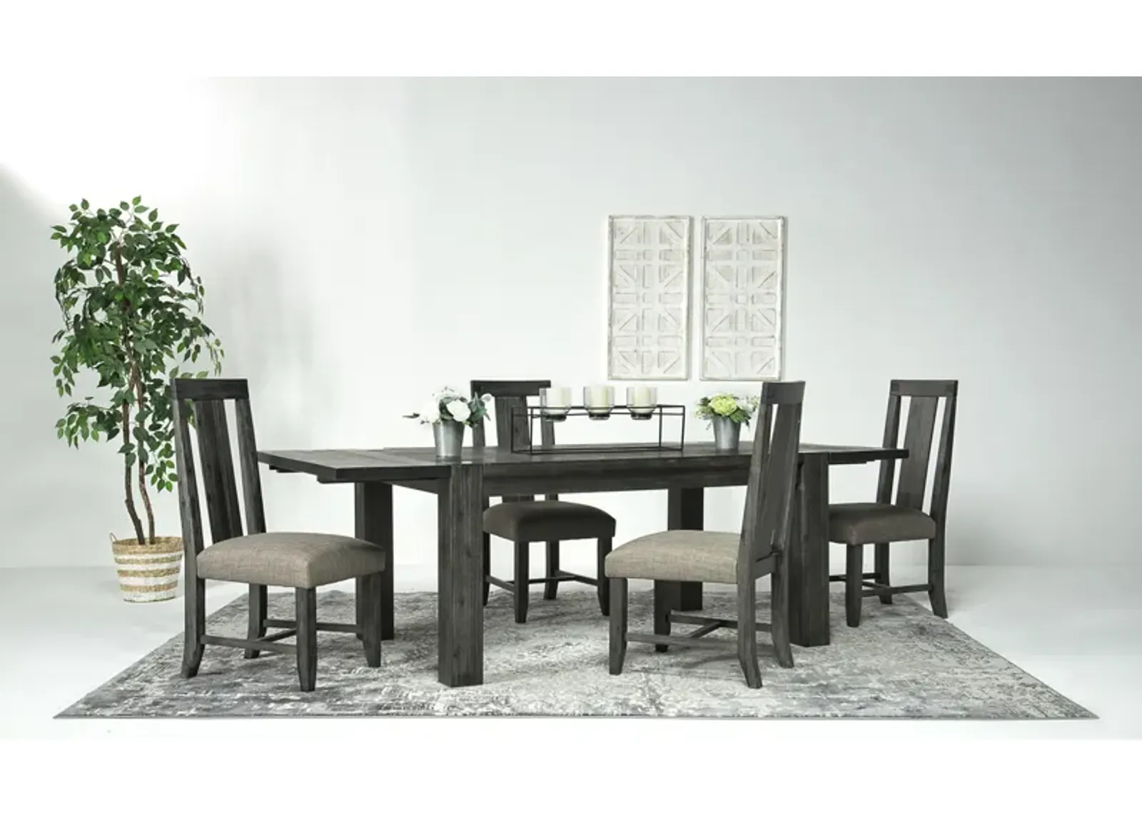 Meadow Extendable Dining Table & 4 Chairs in Gray