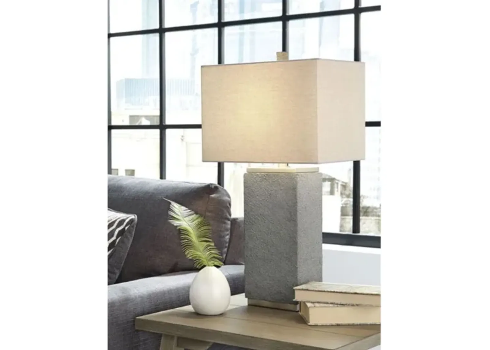 Amergin Table Lamp