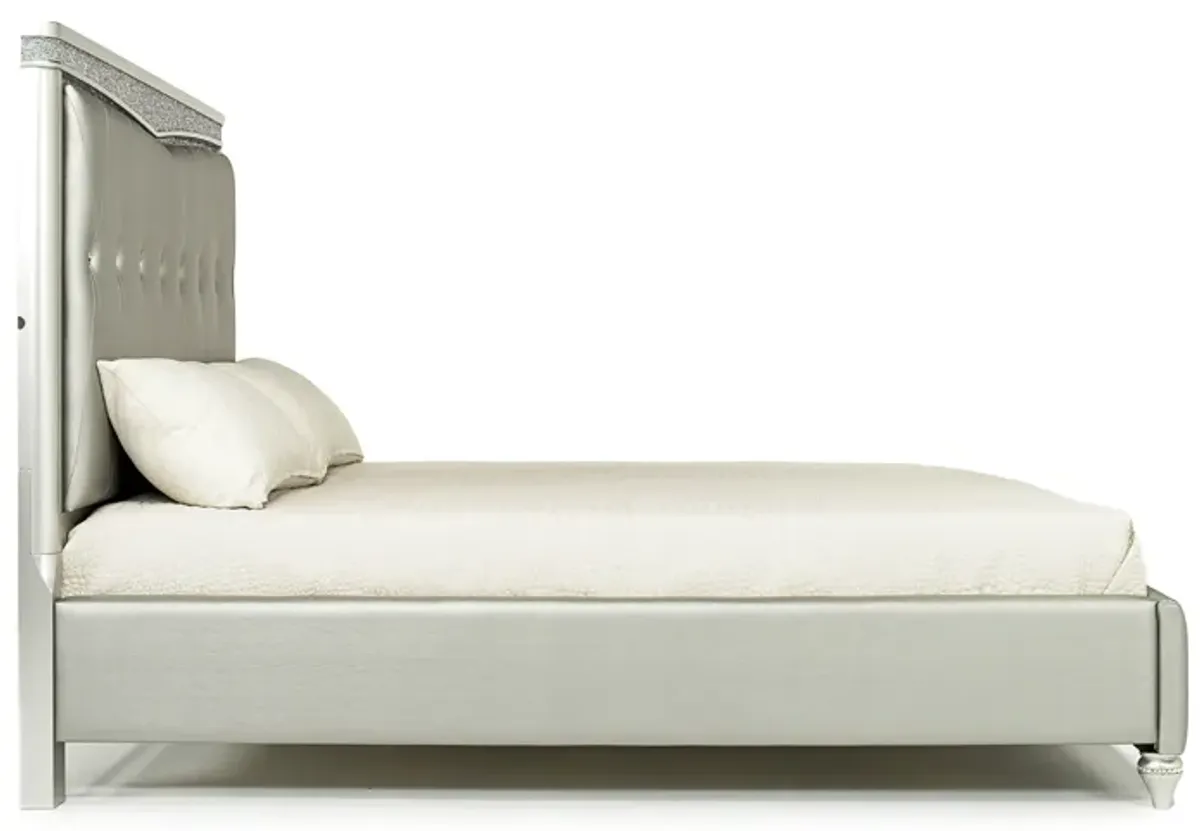 Glendale Upholstered Bed in Platinum, Eastern King