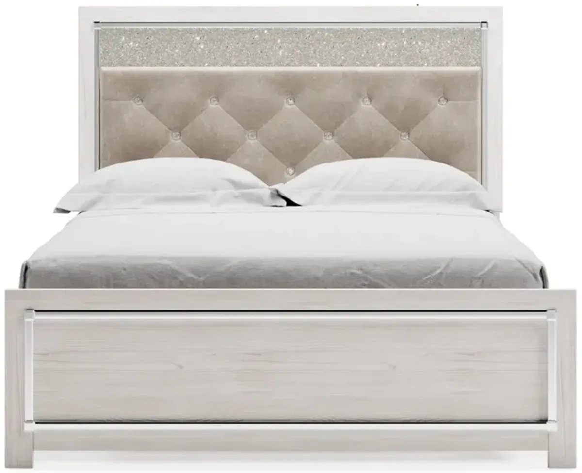 Altyra Panel Bed in Pearl White, Queen