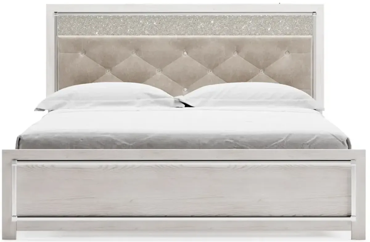 Altyra Panel Bed, Dresser & Mirror in Pearl White, Eastern King
