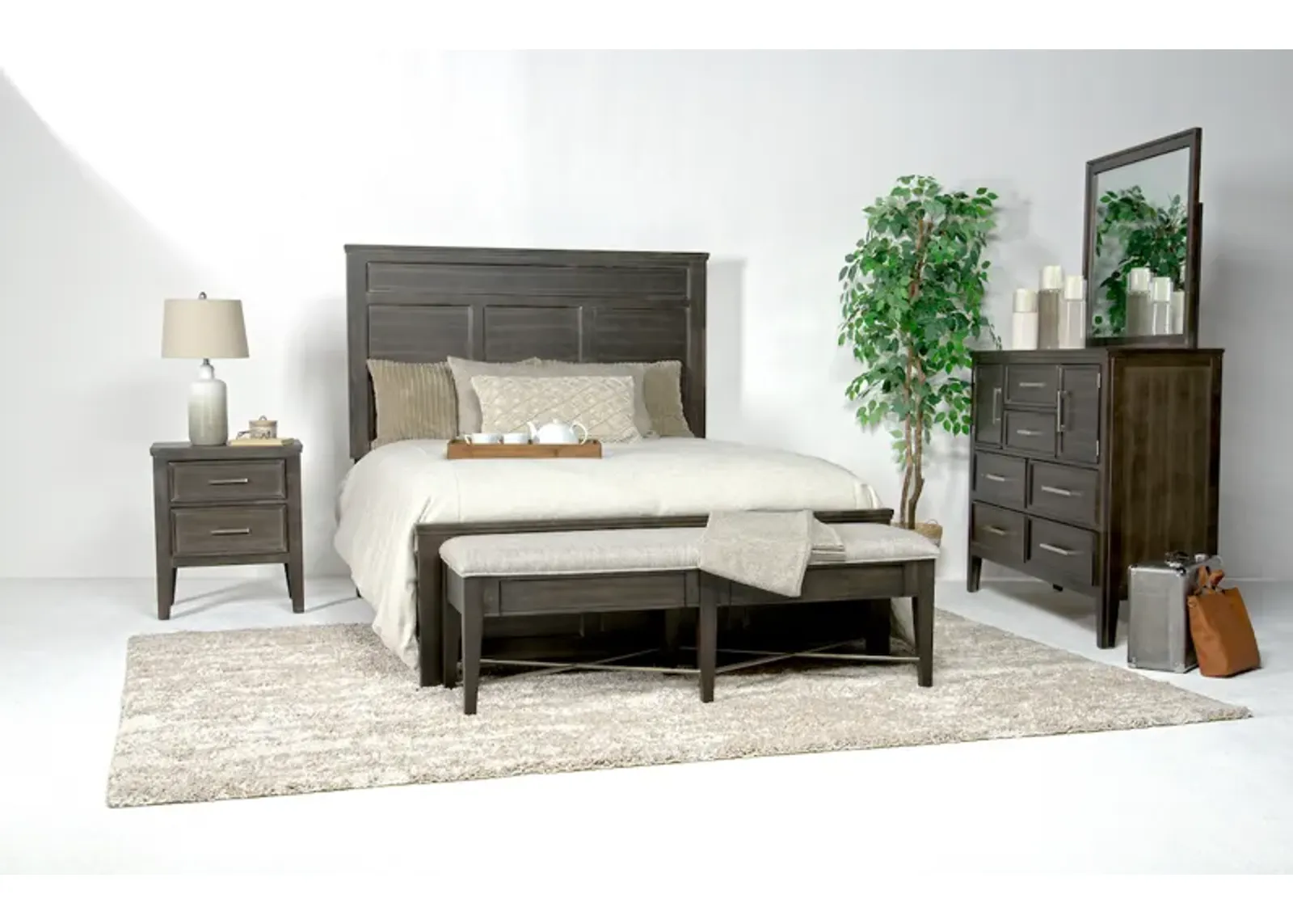 Andover Panel Bed, Dresser, Mirror & Nightstand in Nutmeg, Full