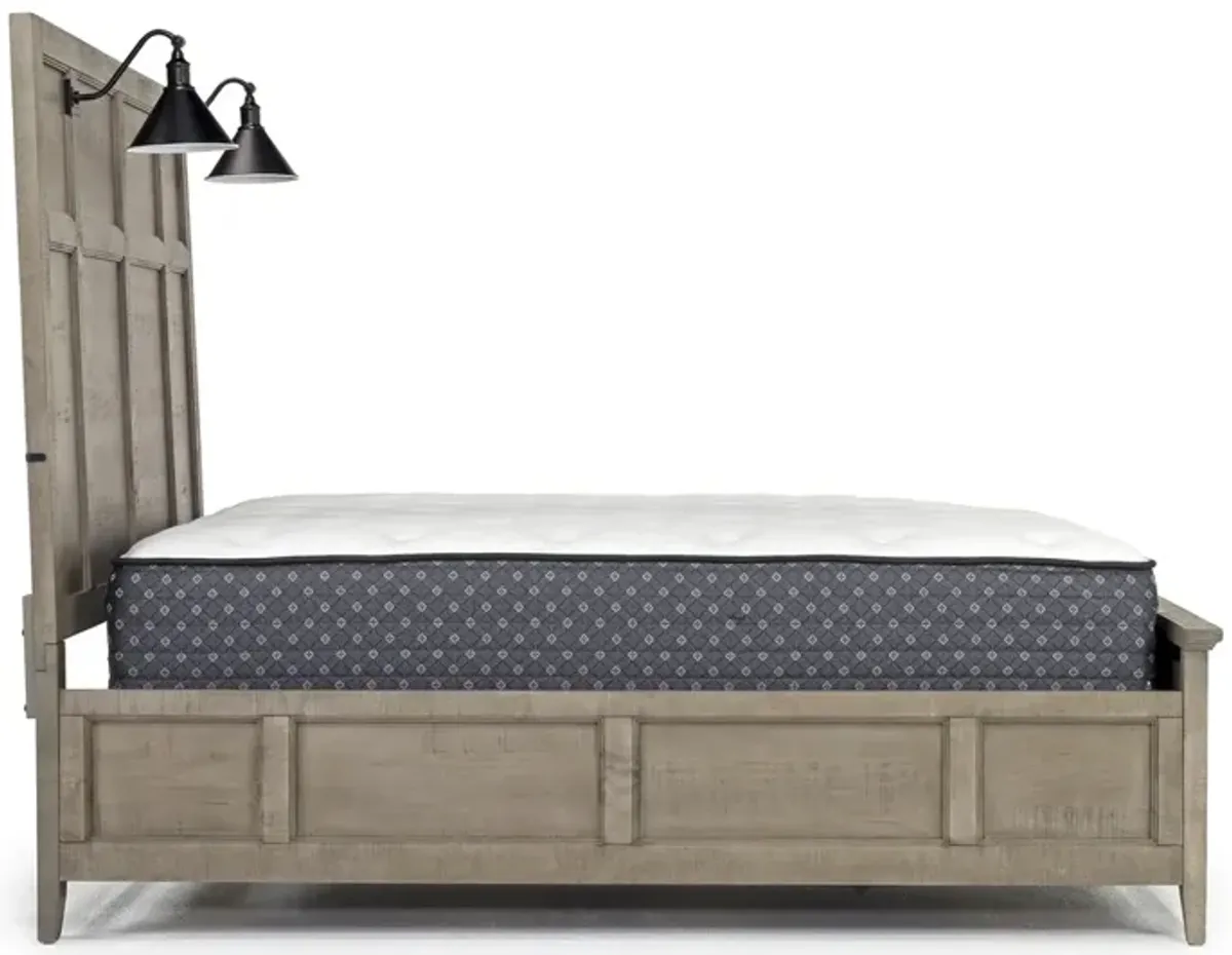 Bay Creek Panel Bed w/ Lights in Light Gray, Queen