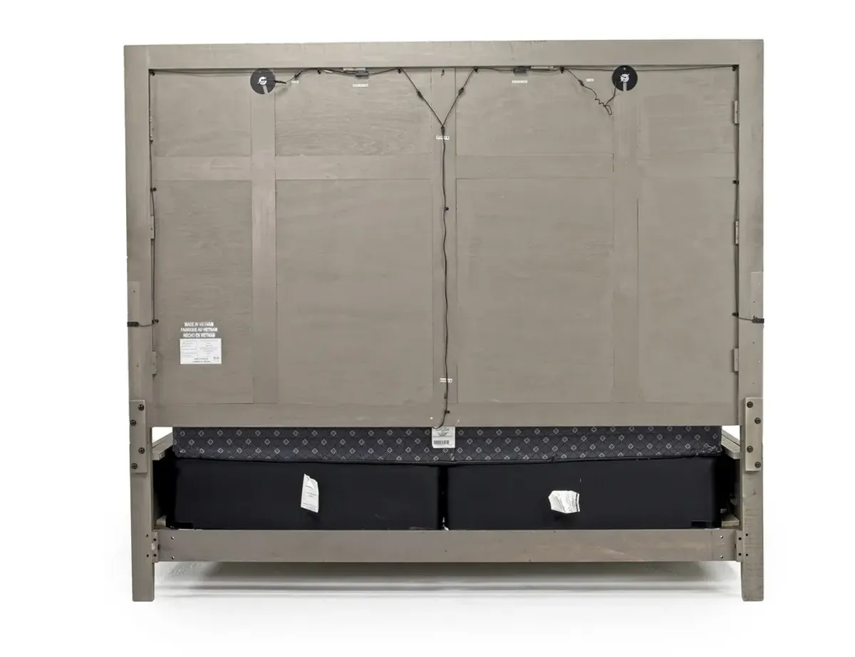 Bay Creek Panel Bed w/ Lights in Light Gray, CA King