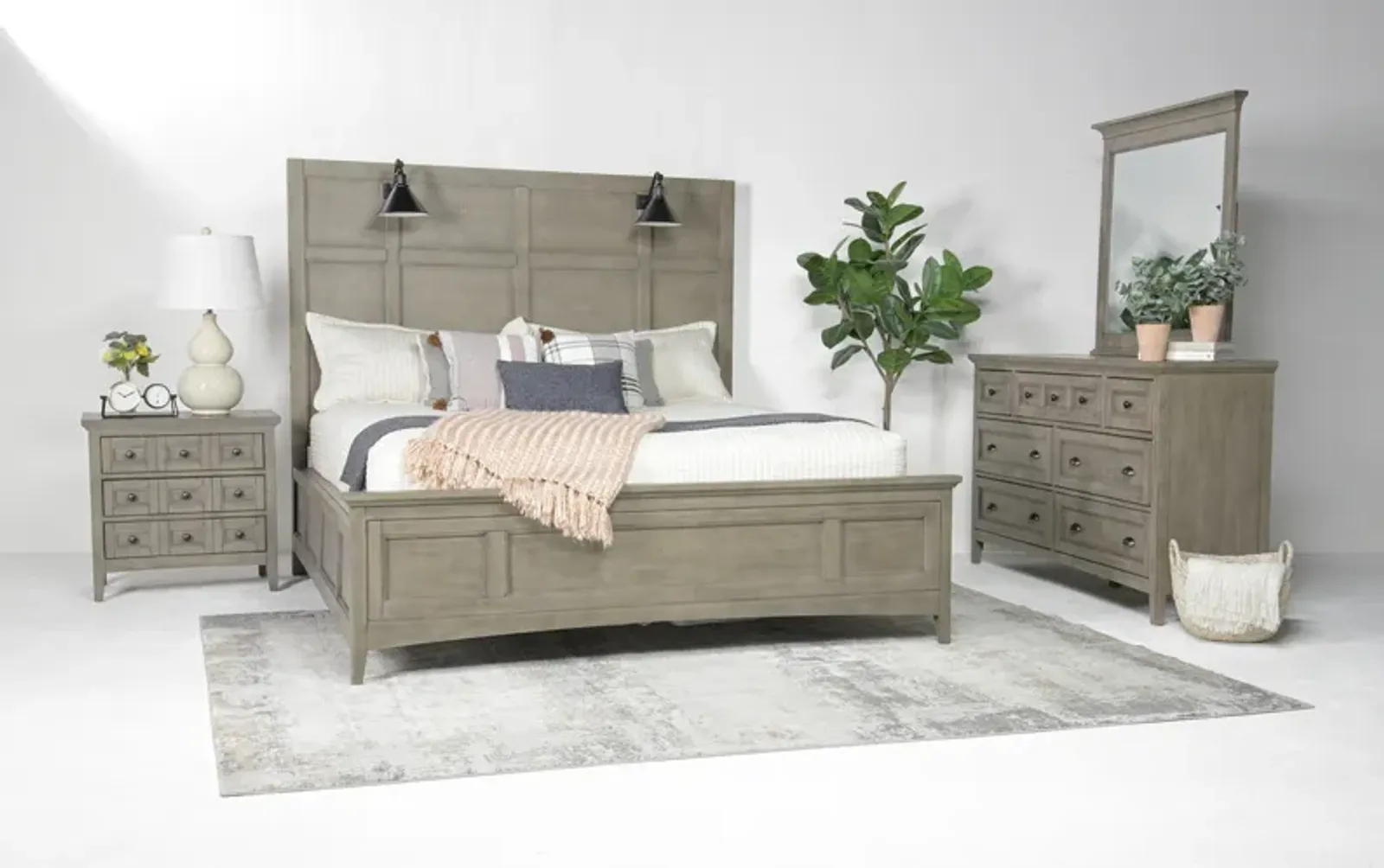 Bay Creek Panel Bed w/ Lights, Dresser, Mirror & Nightstand in Light Gray, Eastern King