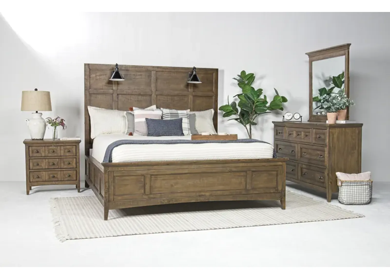 Bay Creek Panel Bed w/ Lights, Dresser, Mirror & Nightstand in Toasted Nutmeg, Eastern King