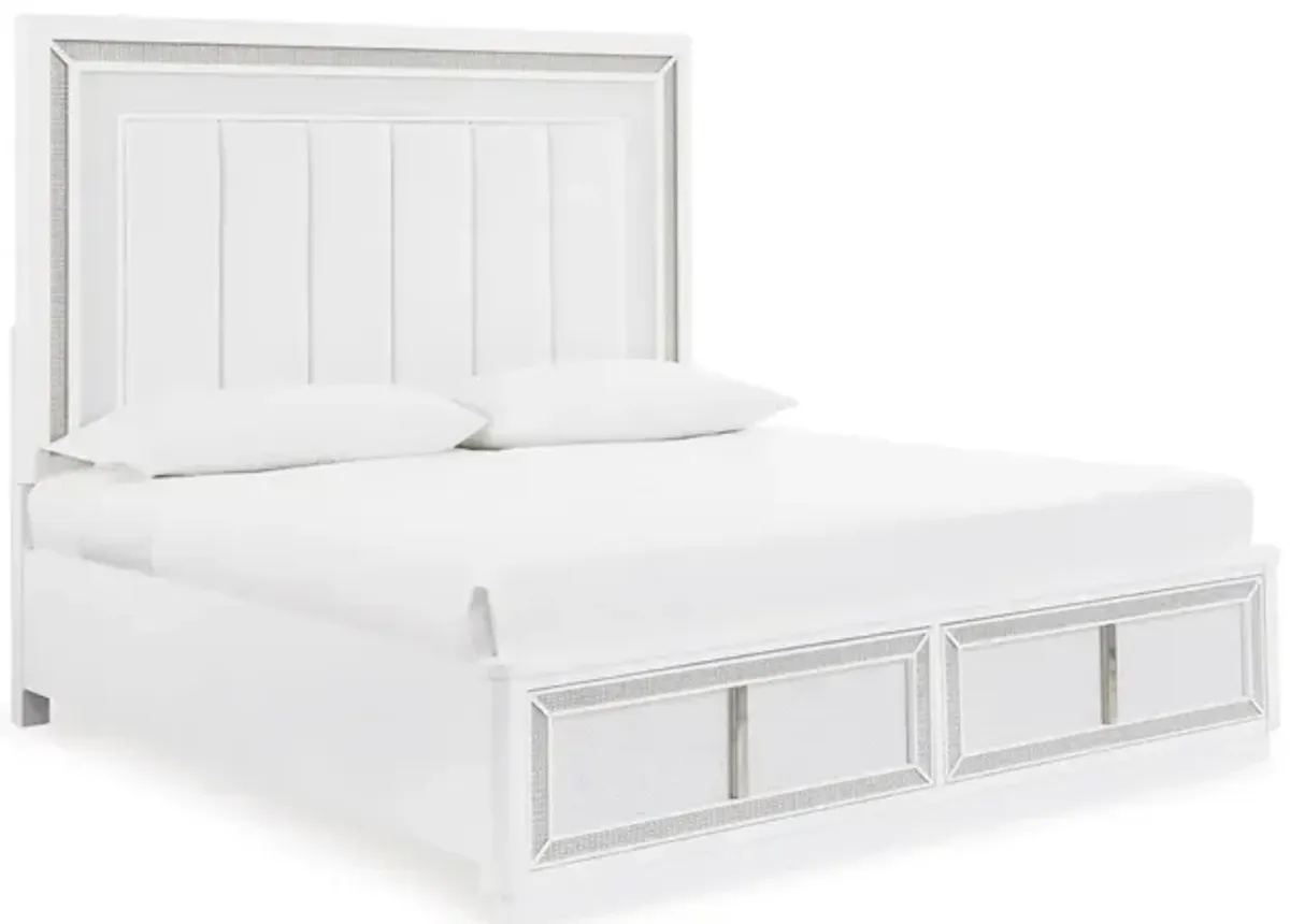 Chalanna Storage Bed in White, Queen