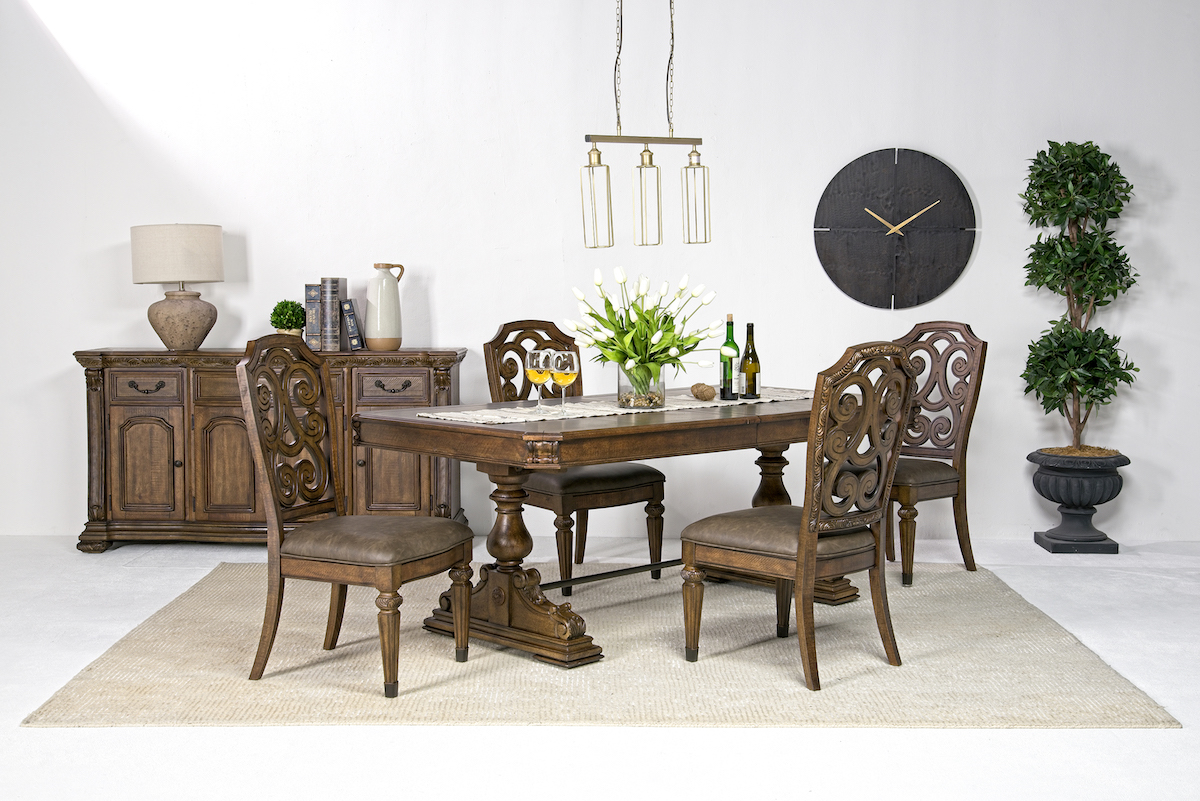 Durango Dining Table & 4 Side Chairs in Willadeene