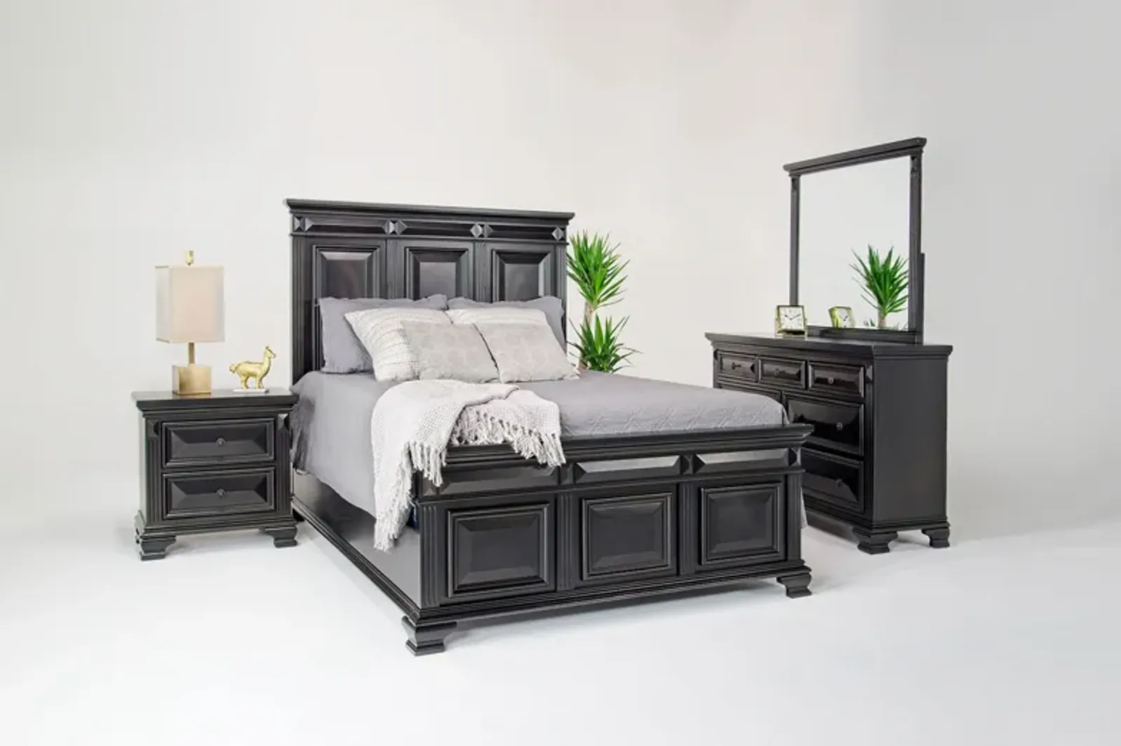 Calloway Panel Bed, Dresser & Mirror in Espresso, Eastern King