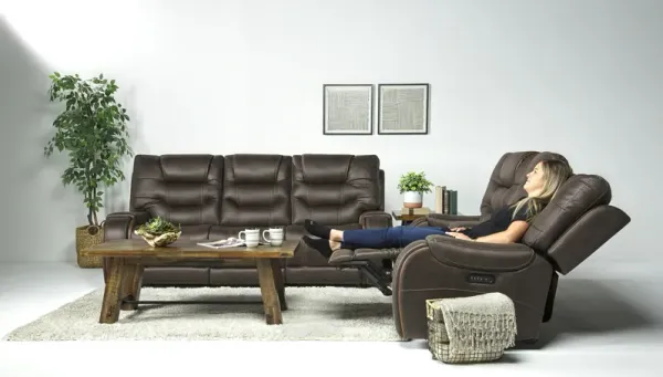 Estilo 2 Power Sofa & Console Loveseat in Brown