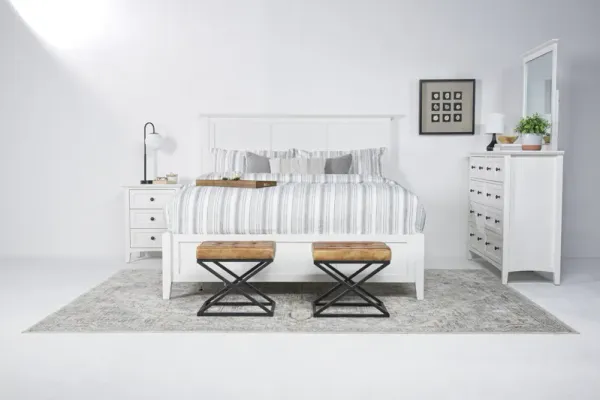 Grace Panel Bed, Dresser & Mirror in Snowfall, CA King