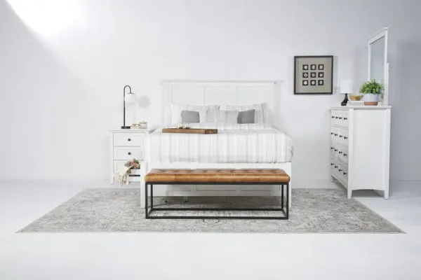 Grace Storage Bed, Dresser & Mirror in Snowfall, Queen