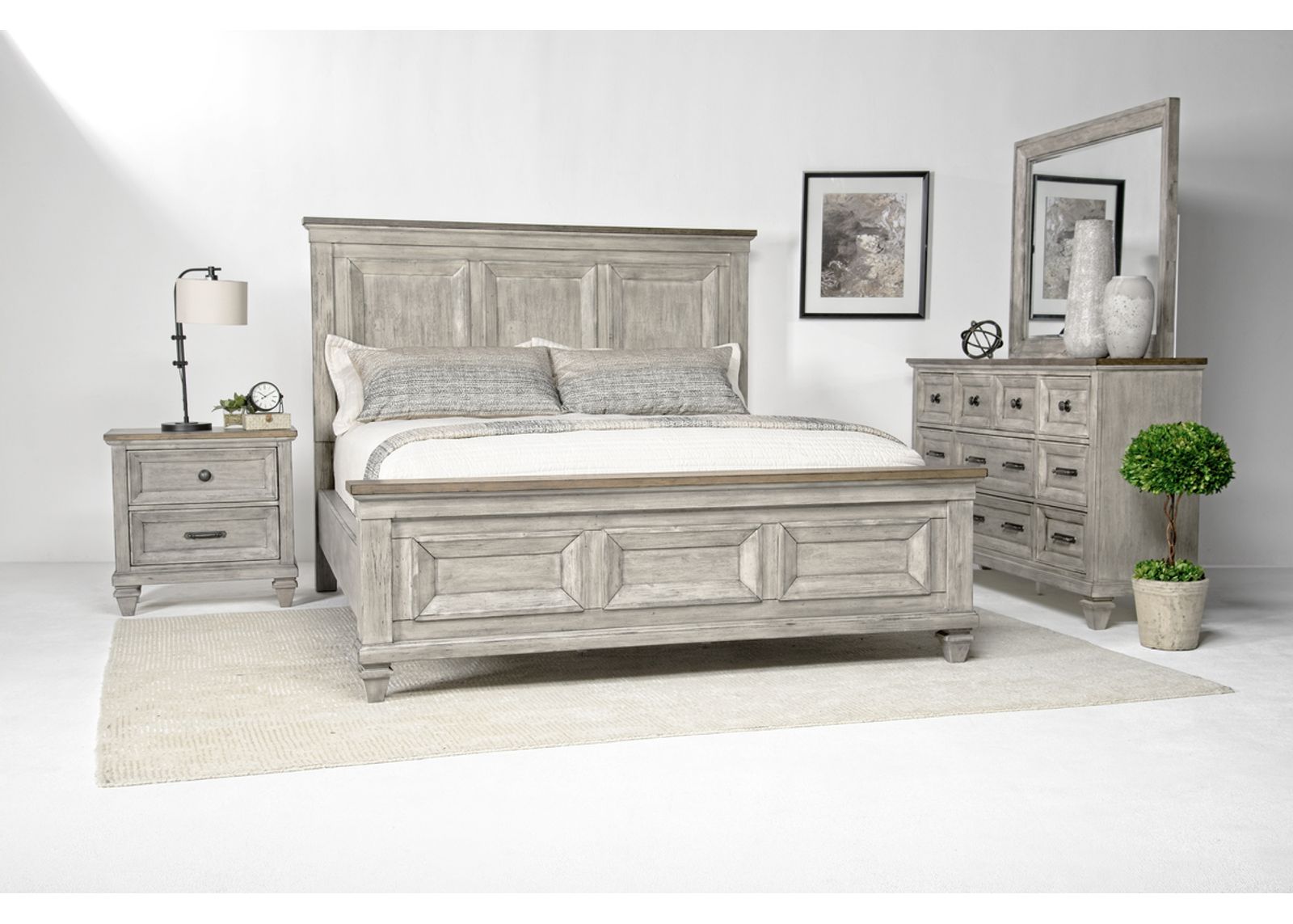 Mariana Bed, Dresser, Mirror & Nightstand in Vintage Creme, Queen