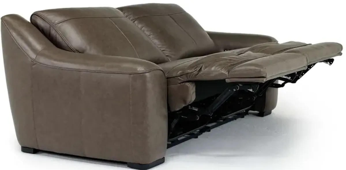 Mayflower 2 Power Loveseat in Seville Umber