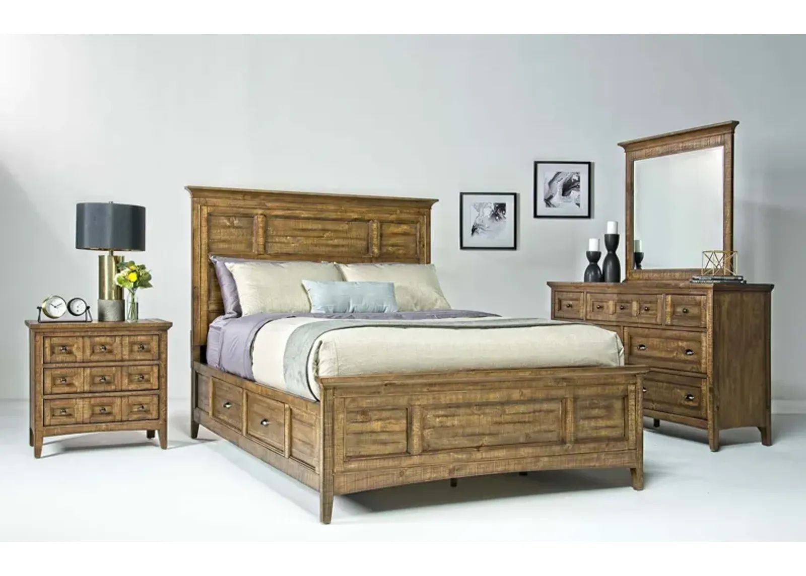 Bay Creek Panel Bed, Dresser, Mirror & Nightstand in Nutmeg, CA King